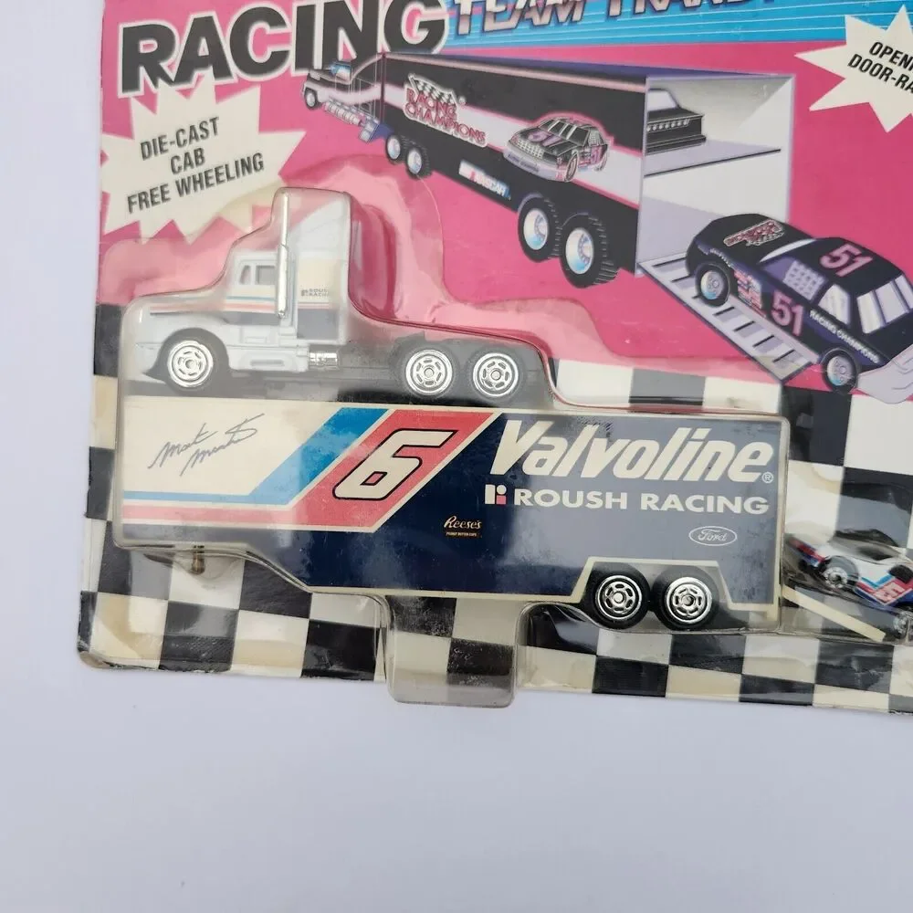 NOS Racing Champions Micro Team Transporter 1995 Edition Nascar #6 Valvoline